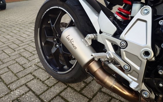 Gebrauchtmotorrad Honda CB1000R+ - Bild 15