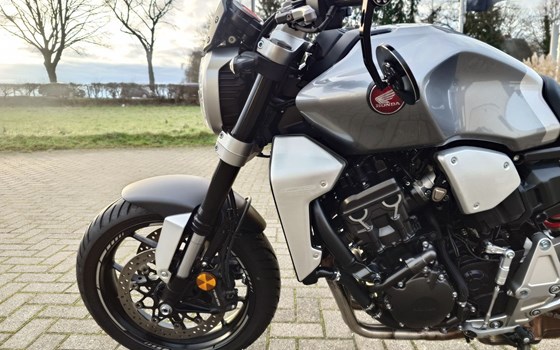 Gebrauchtmotorrad Honda CB1000R+ - Bild 7
