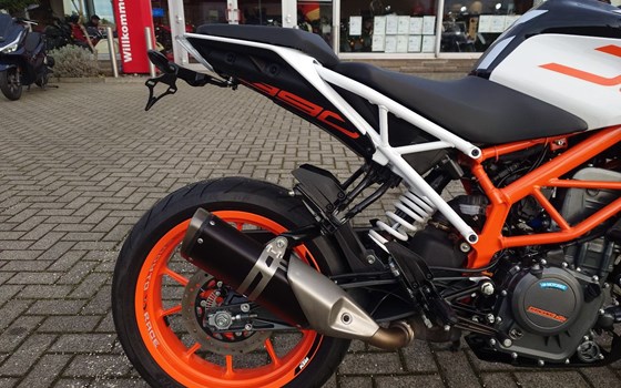 Gebrauchtmotorrad KTM 390 Duke - Bild 2