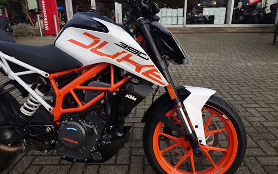Gebrauchtmotorrad KTM 390 Duke - Bild 3