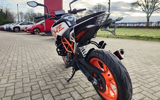 Gebrauchtmotorrad KTM 390 Duke - Bild 9