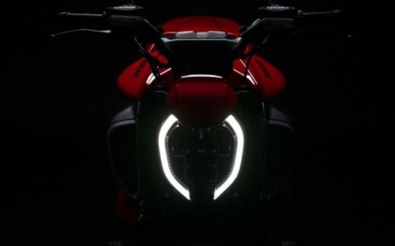 Neufahrzeug Ducati Diavel V4 - Bild 6