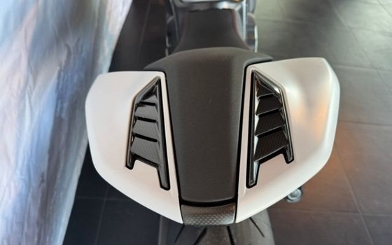 Neufahrzeug Ducati Diavel V4 - Bild 10