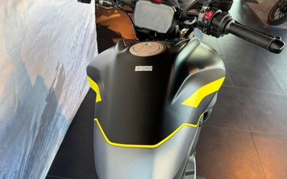 Gebrauchtmotorrad Ducati Diavel V4 - Bild 8