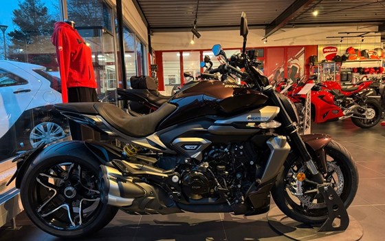 Gebrauchtmotorrad Ducati XDiavel - Bild 1