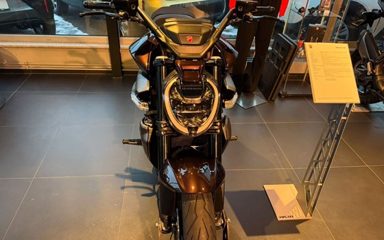 Gebrauchtmotorrad Ducati XDiavel - Bild 3