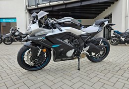 Neumotorrad CFMOTO 675SR-R