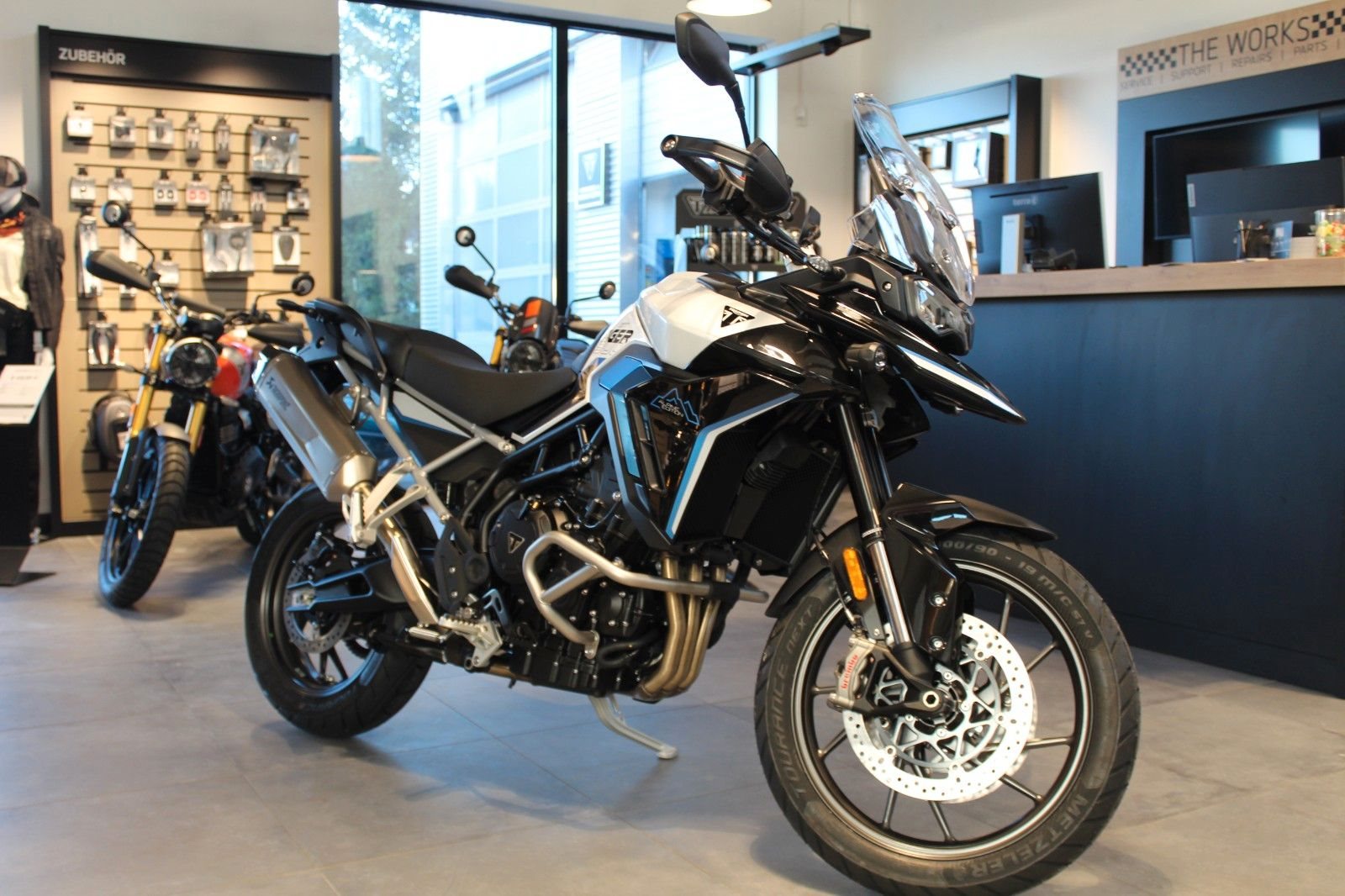 Triumph Tiger 900 Alpine Edition