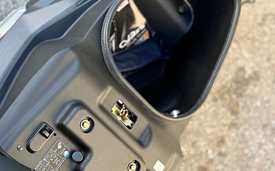 Neufahrzeug Kymco CV3 575i ABS - Bild 12