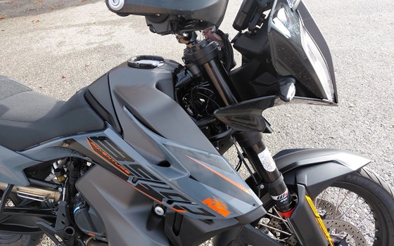 Gebrauchtmotorrad KTM 890 Adventure - Bild 4