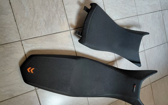 Gebrauchtmotorrad KTM 890 Adventure - Bild 9