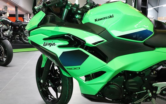 Neufahrzeug Kawasaki Ninja 500 SE - Bild 3