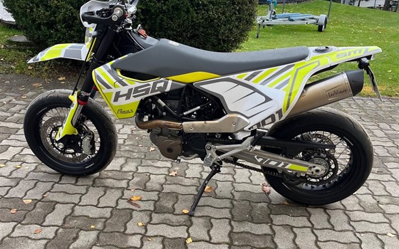 Gebrauchtmotorrad Husqvarna 701 Supermoto - Bild 4