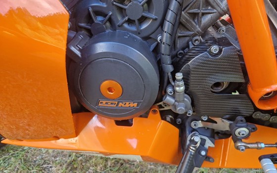 Gebrauchtmotorrad KTM 1190 RC8 R - Bild 11