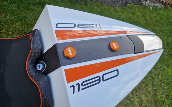 Gebrauchtmotorrad KTM 1190 RC8 R - Bild 16