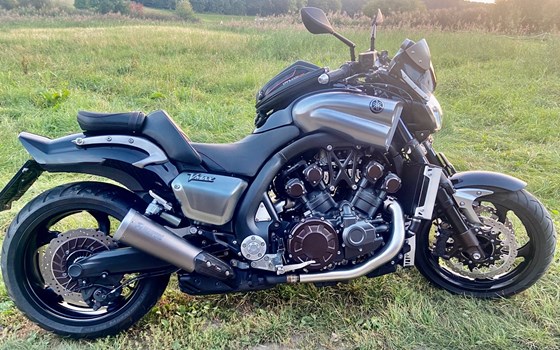 Gebrauchtmotorrad Yamaha V-MAX - Bild 3