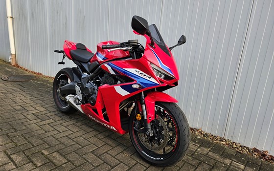 Gebrauchtmotorrad Honda CBR650R - Bild 2