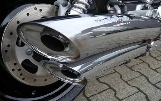 Gebrauchtmotorrad Harley-Davidson V-Rod VRSCA - Bild 11