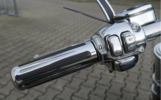 Gebrauchtmotorrad Harley-Davidson V-Rod VRSCA - Bild 23