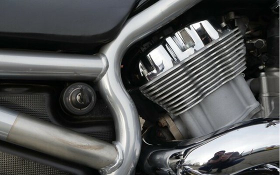 Gebrauchtmotorrad Harley-Davidson V-Rod VRSCA - Bild 8