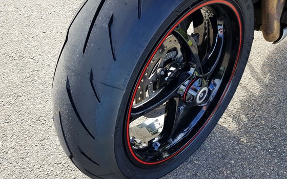 Gebrauchtmotorrad Triumph Speed Triple 1050 - Bild 9