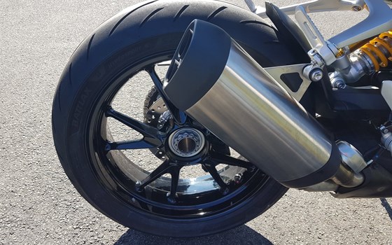 Gebrauchtmotorrad Triumph Speed Triple 1200 RS - Bild 8