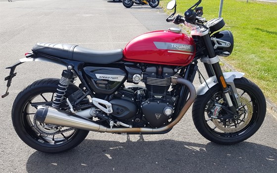 Gebrauchtmotorrad Triumph Speed Twin 1200 - Bild 4