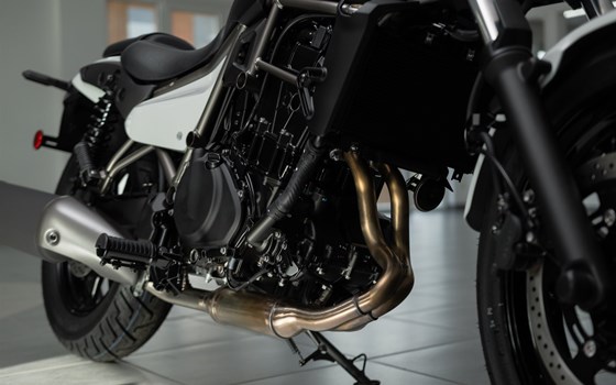 Neufahrzeug Kawasaki Eliminator 500 - Bild 13