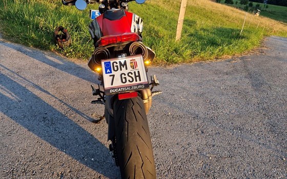 Gebrauchtmotorrad Ducati Hypermotard 950 RVE - Bild 2