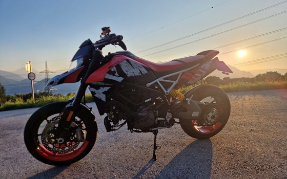 Gebrauchtmotorrad Ducati Hypermotard 950 RVE - Bild 8