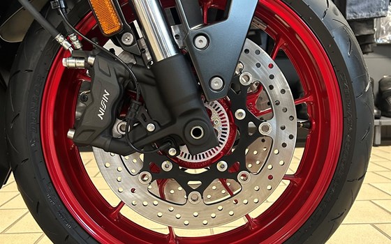 Neufahrzeug Suzuki GSX-8R - Bild 13