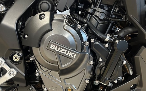 Neufahrzeug Suzuki GSX-8R - Bild 12