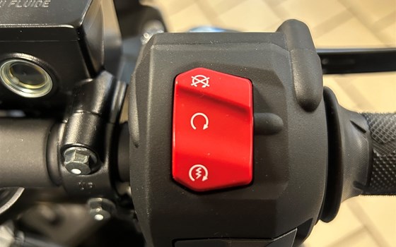 Neufahrzeug Suzuki GSX-8R - Bild 10