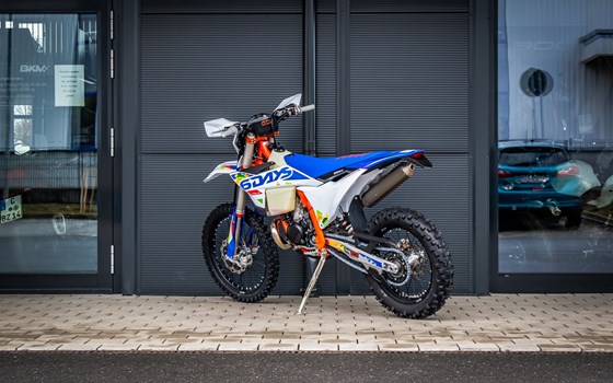 Neufahrzeug KTM 300 EXC SIX DAYS - Bild 3