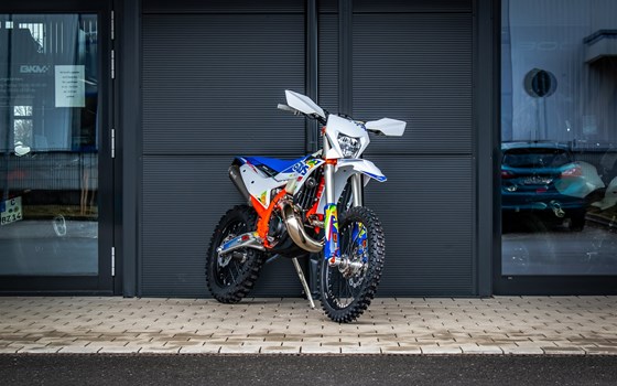 Neufahrzeug KTM 300 EXC SIX DAYS - Bild 6