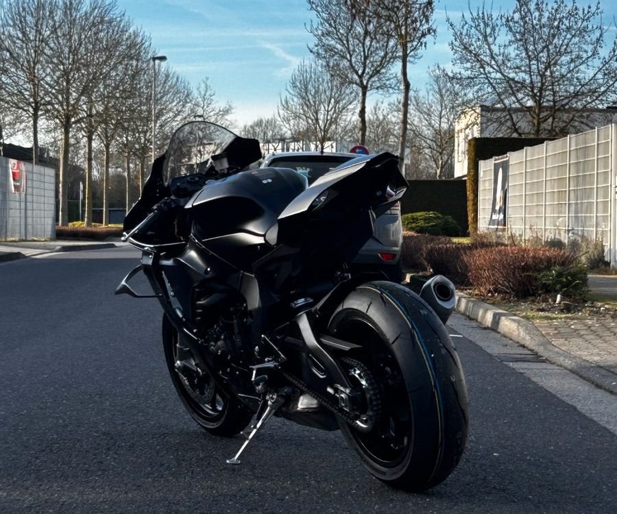 Angebot Yamaha R1 RACE
