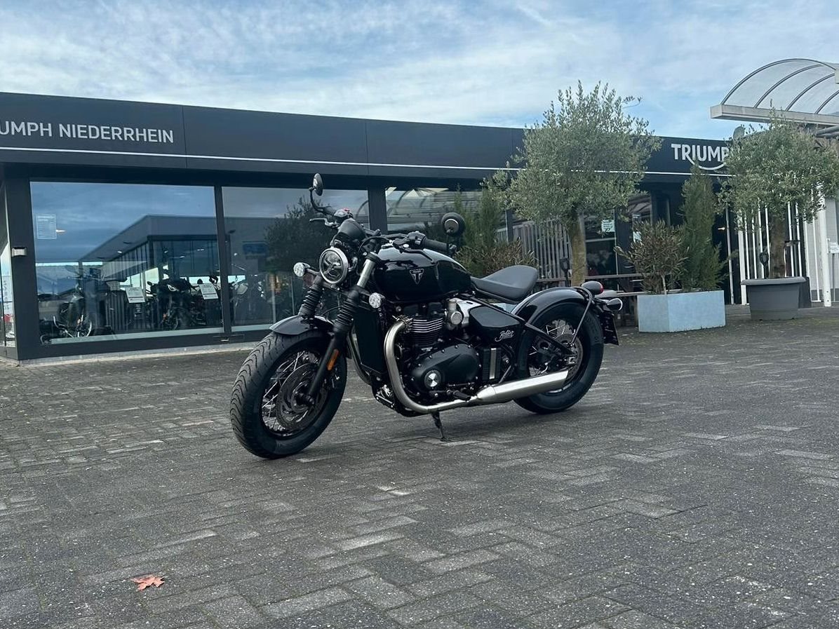 Triumph Bonneville Bobber