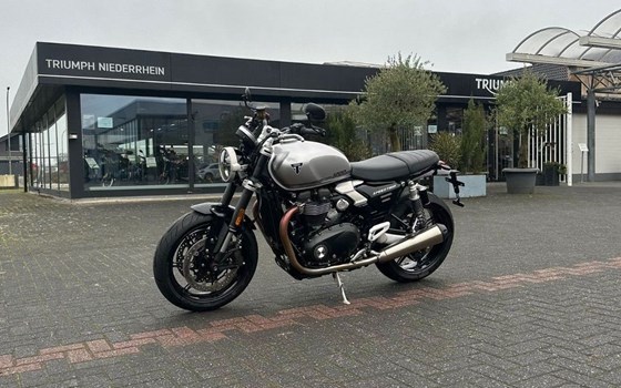 Gebrauchtmotorrad Triumph Speed Twin 1200 - Bild 1