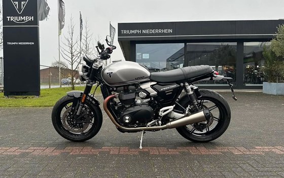Gebrauchtmotorrad Triumph Speed Twin 1200 - Bild 2
