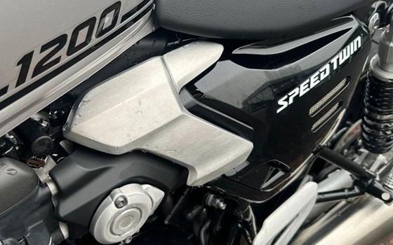 Gebrauchtmotorrad Triumph Speed Twin 1200 - Bild 5