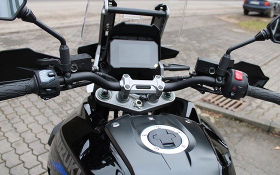 Neufahrzeug Suzuki V-Strom 1000 Touring - Bild 12