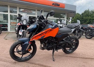 NEUFAHRZEUG KTM 125 Duke