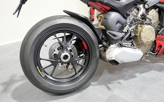 Gebrauchtmotorrad Ducati Streetfighter V4 S - Bild 7