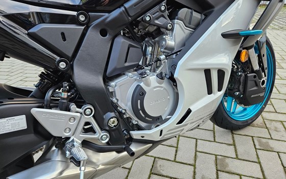 Neufahrzeug CFMOTO 675SR-R - Bild 9