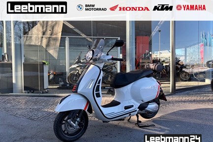 Vespa GTS 300 Super Sport