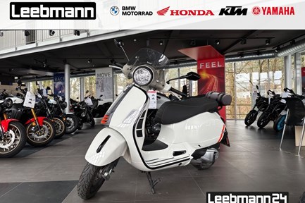 Vespa GTS 300 Super Sport
