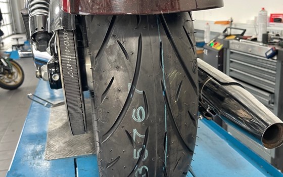 Gebrauchtmotorrad Harley-Davidson Dyna Super Glide Custom FXDC - Bild 3