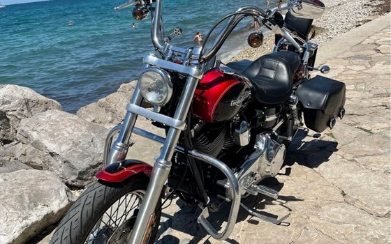 Gebrauchtmotorrad Harley-Davidson Dyna Super Glide Custom FXDC - Bild 2