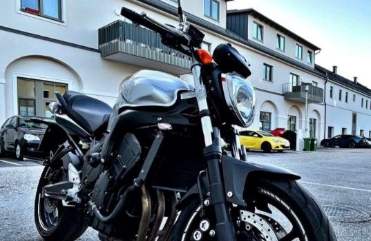 Gebrauchtmotorrad Yamaha FZ6 S2 - Bild 1