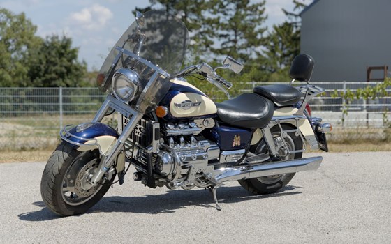 Gebrauchtmotorrad Honda Gold Wing F6C - Bild 1